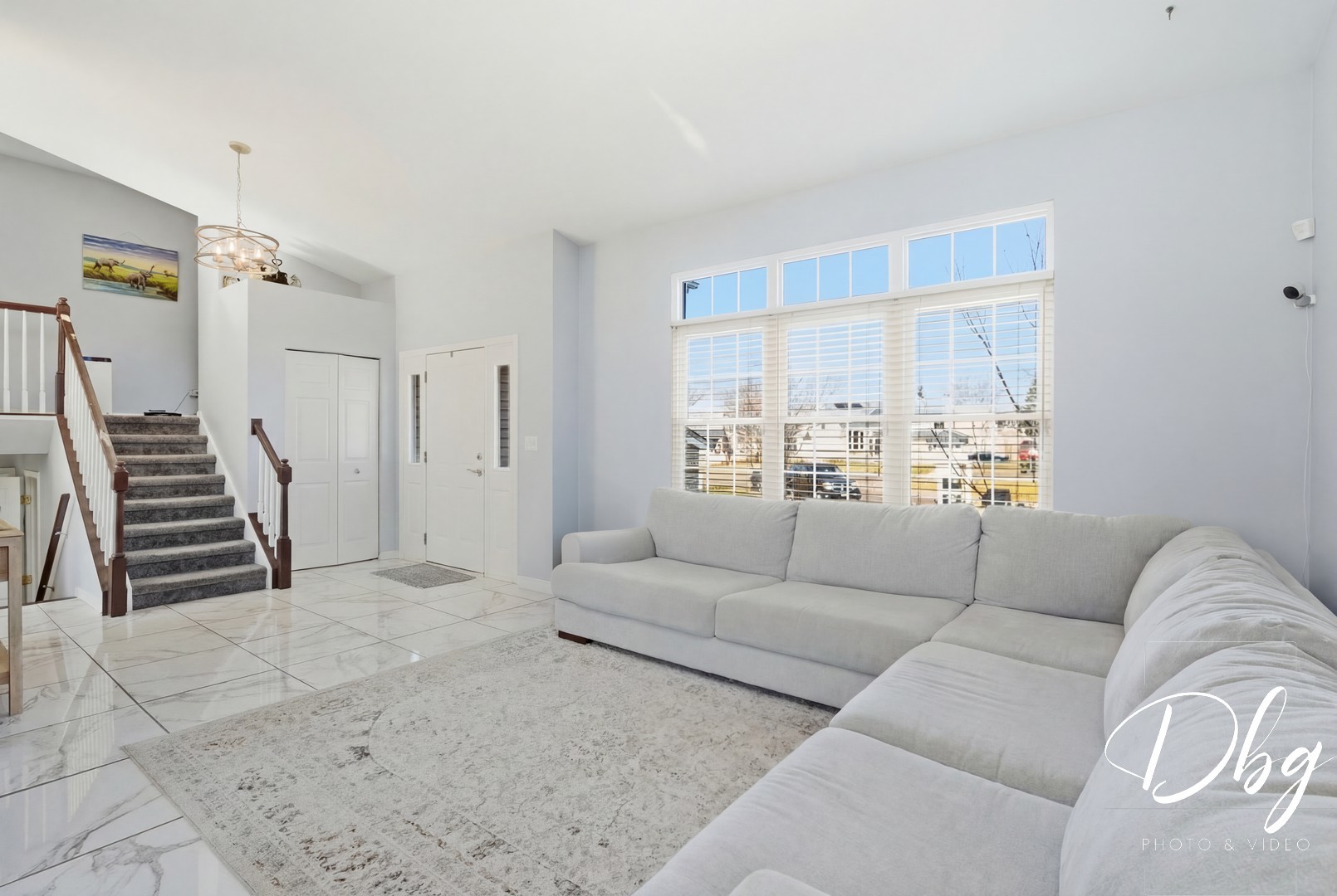 389 E Cherry Cove Lane