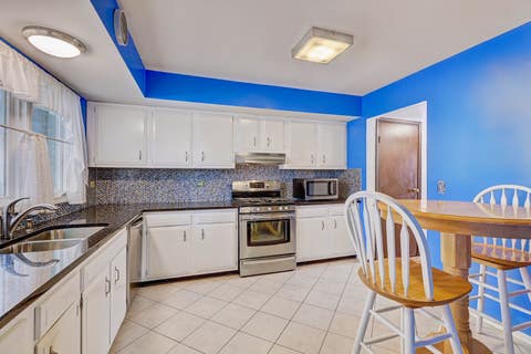 Tiny photo for 330 Elmwood Lane, Bloomingdale, IL 60108 (MLS # 12735376)