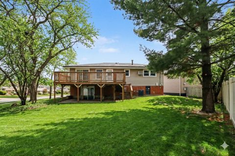Tiny photo for 6607 163rd Place, Tinley Park, IL 60477 (MLS # 12583165)