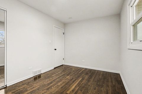 Tiny photo for 6607 163rd Place, Tinley Park, IL 60477 (MLS # 12583165)