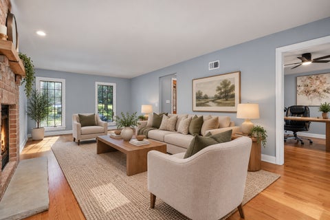 Tiny photo for 26792 W LAKEVIEW Drive S, Lake Barrington, IL 60084 (MLS # 12779190)