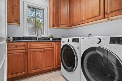 Tiny photo for 26792 W LAKEVIEW Drive S, Lake Barrington, IL 60084 (MLS # 12779190)