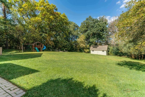 Tiny photo for 26792 W LAKEVIEW Drive S, Lake Barrington, IL 60084 (MLS # 12779190)