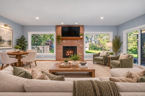Tiny photo for 26792 W LAKEVIEW Drive S, Lake Barrington, IL 60084 (MLS # 12779190)