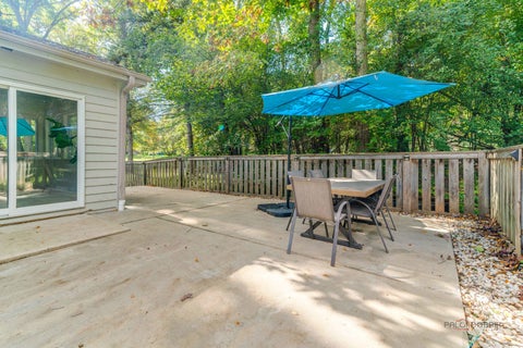 Tiny photo for 26792 W LAKEVIEW Drive S, Lake Barrington, IL 60084 (MLS # 12779190)