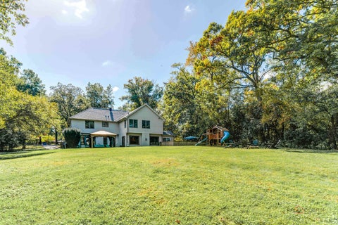 Tiny photo for 26792 W LAKEVIEW Drive S, Lake Barrington, IL 60084 (MLS # 12779190)
