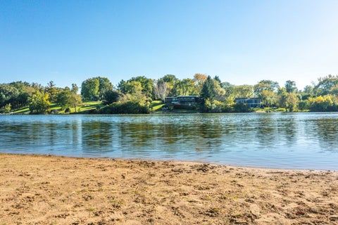 Tiny photo for 26792 W LAKEVIEW Drive S, Lake Barrington, IL 60084 (MLS # 12779190)