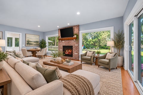 Tiny photo for 26792 W LAKEVIEW Drive S, Lake Barrington, IL 60084 (MLS # 12779190)