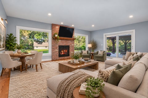 Tiny photo for 26792 W LAKEVIEW Drive S, Lake Barrington, IL 60084 (MLS # 12779190)