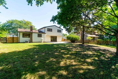 Tiny photo for 1209 Garfield Avenue, Libertyville, IL 60048 (MLS # 12477849)