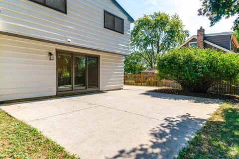Tiny photo for 1209 Garfield Avenue, Libertyville, IL 60048 (MLS # 12477849)