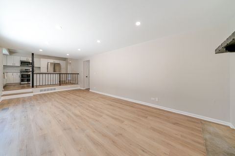 Tiny photo for 1209 Garfield Avenue, Libertyville, IL 60048 (MLS # 12477849)