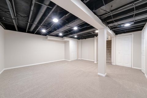 Tiny photo for 1209 Garfield Avenue, Libertyville, IL 60048 (MLS # 12477849)