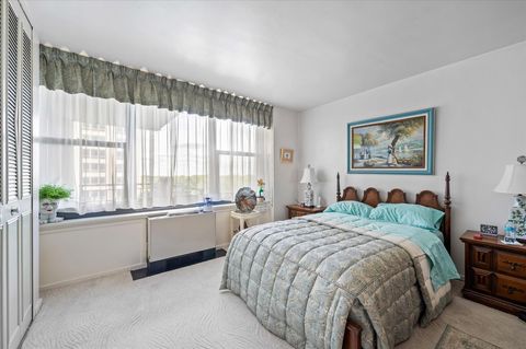Tiny photo for 3440 N Lake Shore Drive #10B, Chicago, IL 60657 (MLS # 12472482)