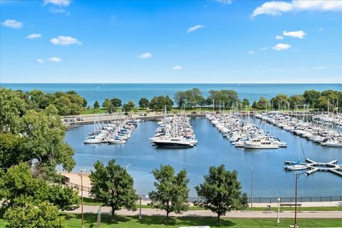 Tiny photo for 3440 N Lake Shore Drive #10B, Chicago, IL 60657 (MLS # 12472482)