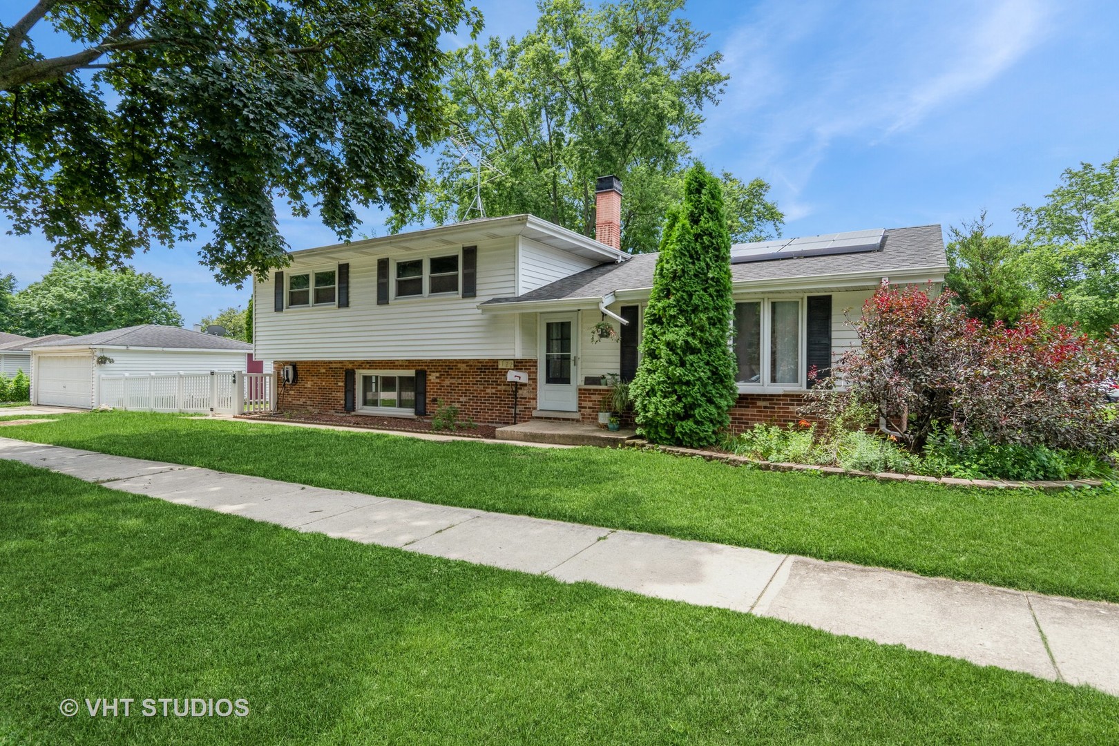 1122 Coolidge Avenue