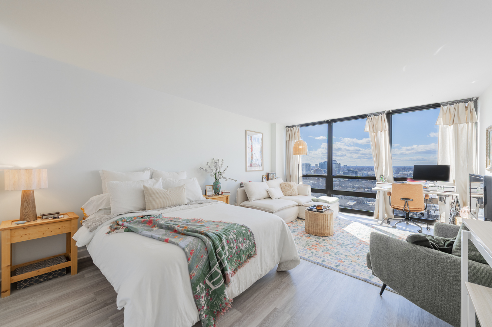 1636 N Wells Street 2302