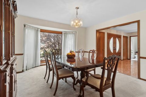 Tiny photo for 4111 Terri Lyn Lane, Northbrook, IL 60062 (MLS # 12592537)