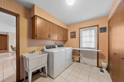 Tiny photo for 4111 Terri Lyn Lane, Northbrook, IL 60062 (MLS # 12592537)