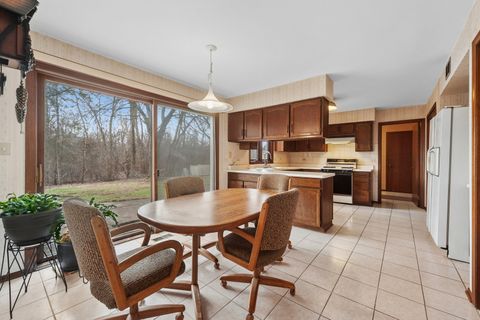 Tiny photo for 4111 Terri Lyn Lane, Northbrook, IL 60062 (MLS # 12592537)