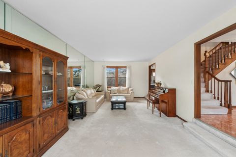 Tiny photo for 4111 Terri Lyn Lane, Northbrook, IL 60062 (MLS # 12592537)