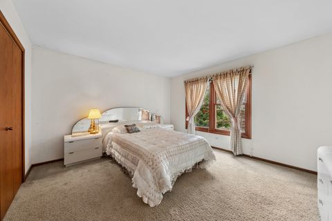 Tiny photo for 4111 Terri Lyn Lane, Northbrook, IL 60062 (MLS # 12592537)