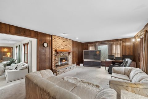 Tiny photo for 4111 Terri Lyn Lane, Northbrook, IL 60062 (MLS # 12592537)