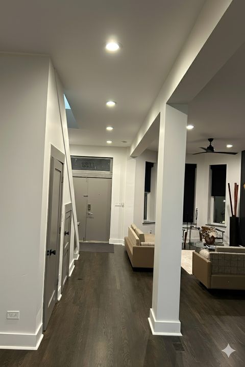 Tiny photo for 1123 W Addison Street, Chicago, IL 60613 (MLS # 12471669)