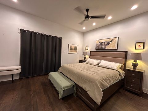 Tiny photo for 1123 W Addison Street, Chicago, IL 60613 (MLS # 12471669)