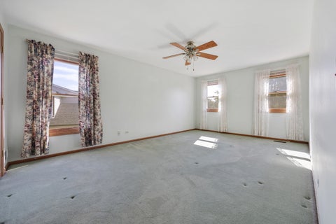 Tiny photo for 911 Wilma Lane, Elk Grove Village, IL 60007 (MLS # 12786438)