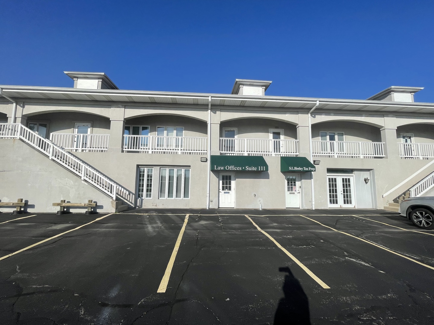 1001 E Chicago Avenue 111