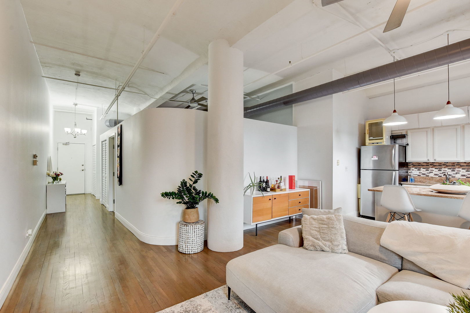 1322 S Wabash Avenue 407