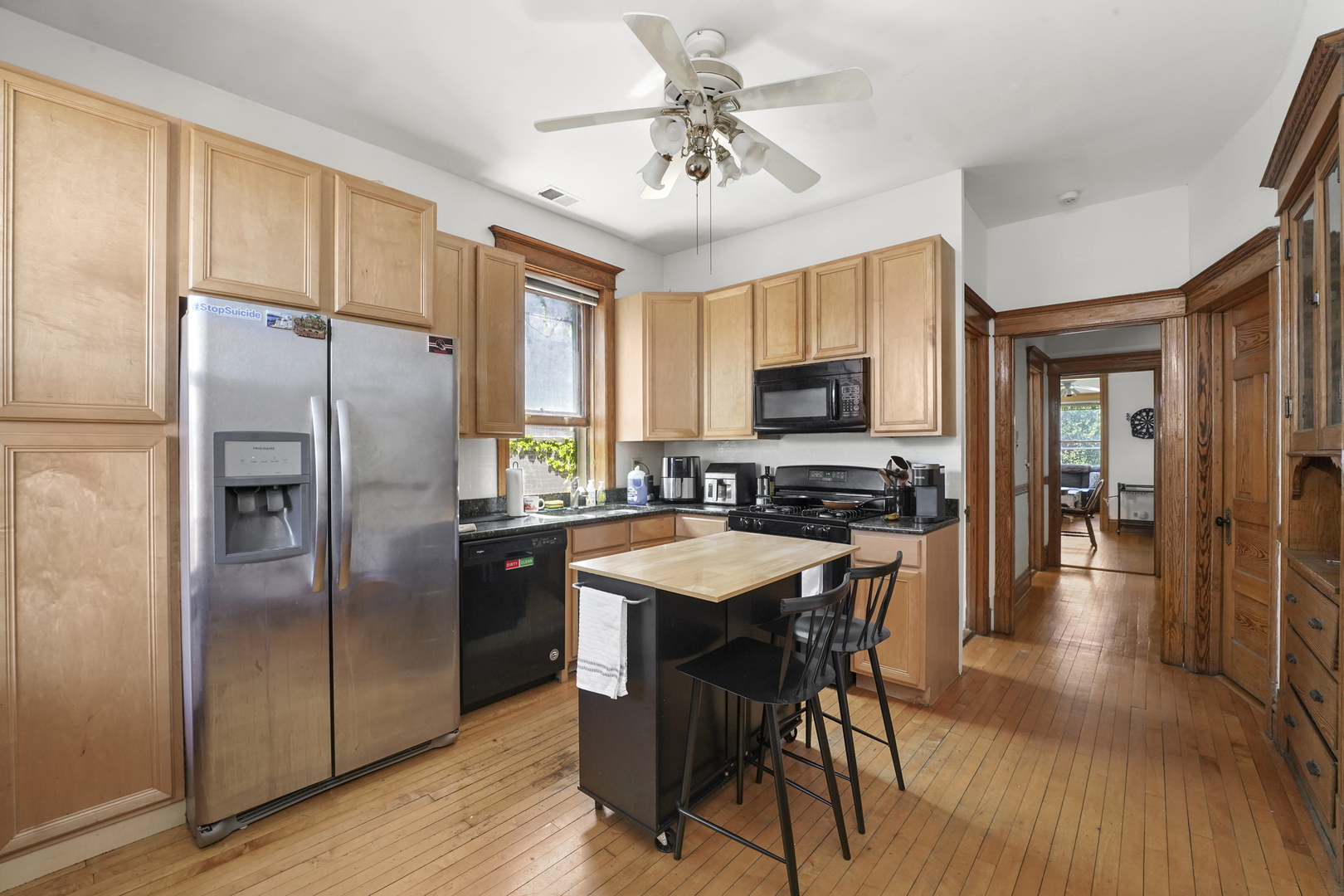 3135 N Clifton Avenue