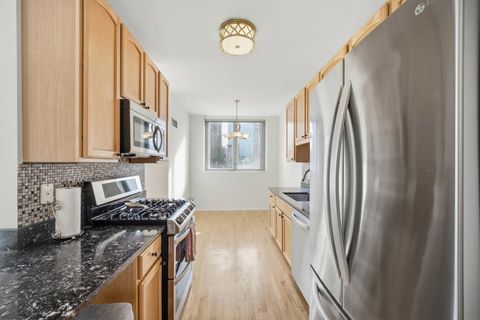 Tiny photo for 600 N Dearborn Street #1812, Chicago, IL 60654 (MLS # 12571957)