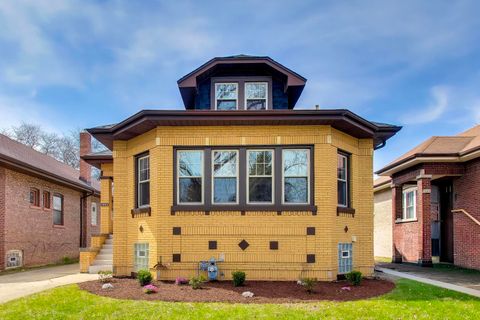 Photo of 1442 S 15th Avenue, Maywood, IL 60153 (MLS # 12614909)