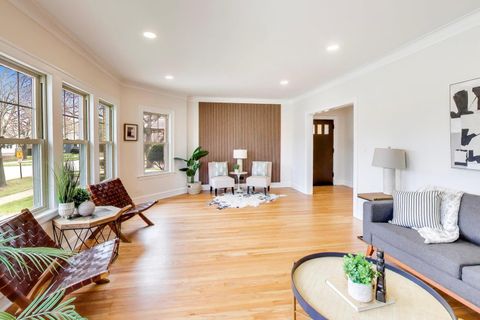 Tiny photo for 1442 S 15th Avenue, Maywood, IL 60153 (MLS # 12614909)