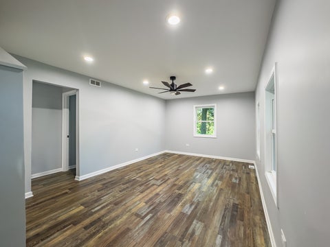 Tiny photo for 814 Caton Street, Ottawa, IL 61350 (MLS # 12711466)