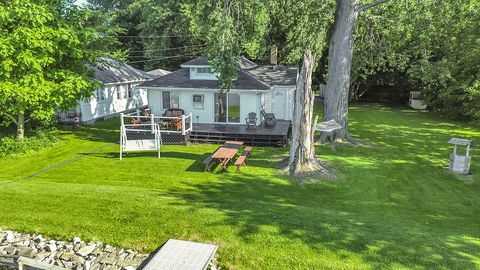 Tiny photo for 28422 W Park Avenue, Wauconda, IL 60084 (MLS # 12691851)