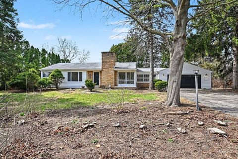 Tiny photo for 2018 N West Street, Wheaton, IL 60187 (MLS # 12599825)
