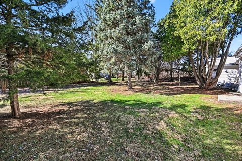 Tiny photo for 2018 N West Street, Wheaton, IL 60187 (MLS # 12599825)