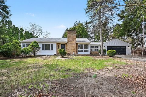 Tiny photo for 2018 N West Street, Wheaton, IL 60187 (MLS # 12599825)