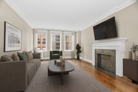 Tiny photo for 3300 N Lake Shore Drive #9D, Chicago, IL 60657 (MLS # 12461164)