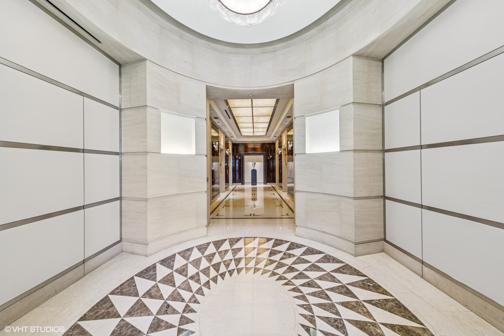 401 N Wabash Avenue 52B