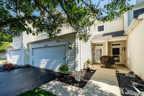 Photo of 2417 Brush Hill Circle, Joliet, IL 60432 (MLS # 12713596)