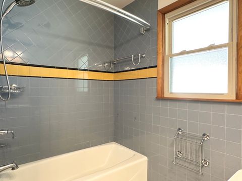 Tiny photo for 456 S Wall Street, Kankakee, IL 60901 (MLS # 12456248)