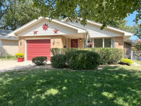 Photo of 456 S Wall Street, Kankakee, IL 60901 (MLS # 12456248)