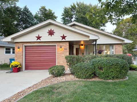 Tiny photo for 456 S Wall Street, Kankakee, IL 60901 (MLS # 12456248)