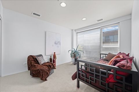 Tiny photo for 705 11th Street #316, Wilmette, IL 60091 (MLS # 12662880)