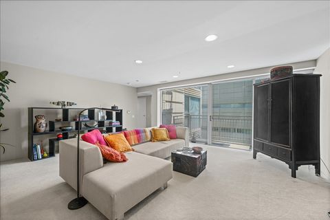 Tiny photo for 705 11th Street #316, Wilmette, IL 60091 (MLS # 12662880)
