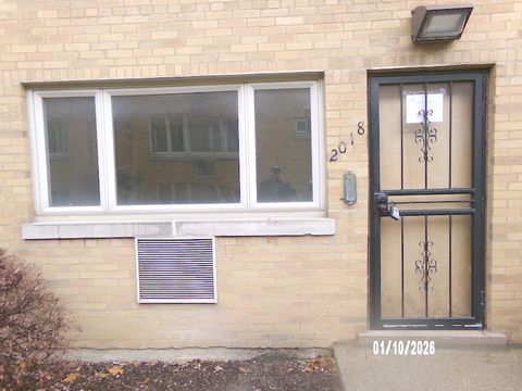 Tiny photo for 2018 W 111th Street #2018, Chicago, IL 60643 (MLS # 12555345)